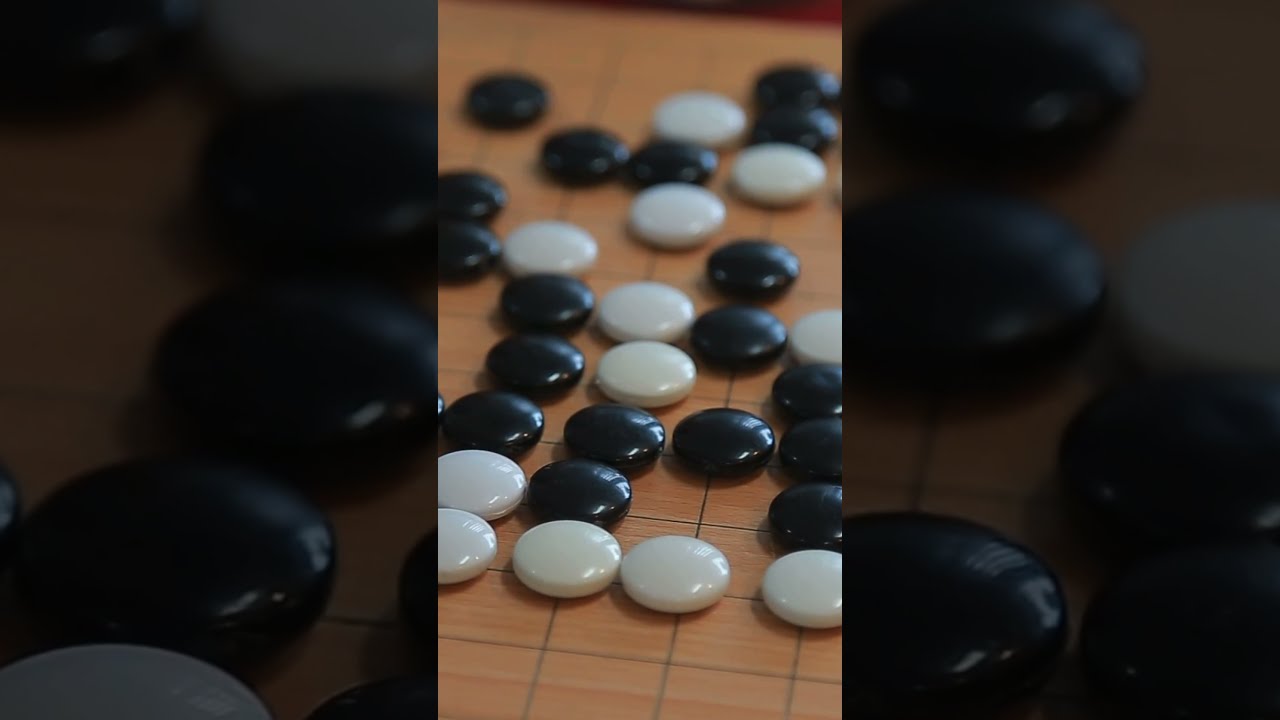 在了红黑军